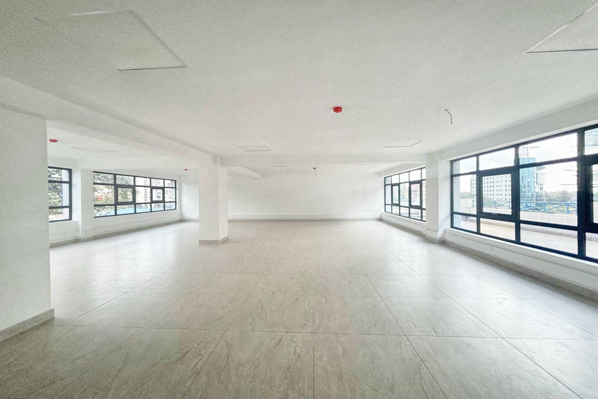 167 m&sup2; commercial office to rent in Parklands (Kenya)