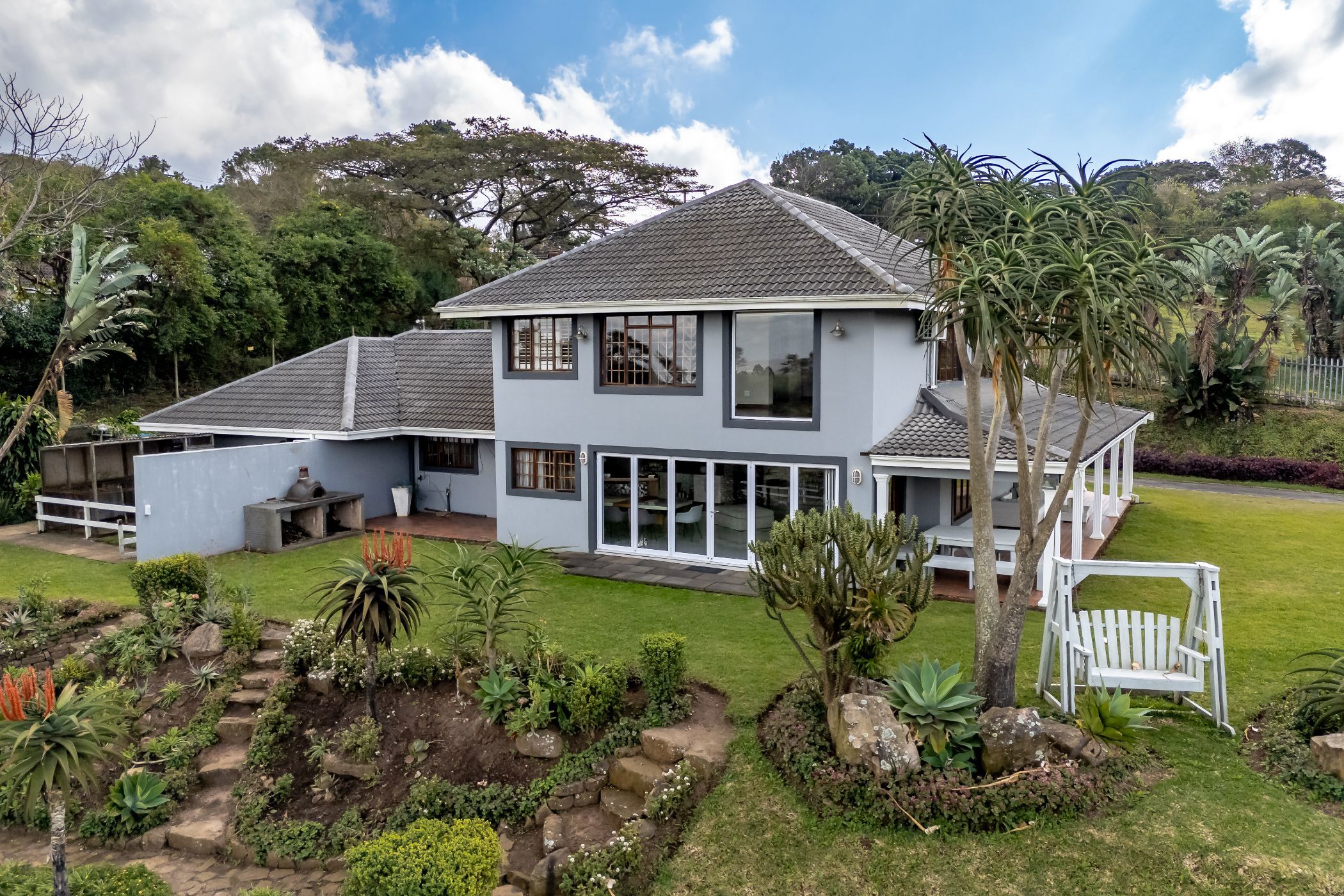 5 bedroom house to rent in Assagay