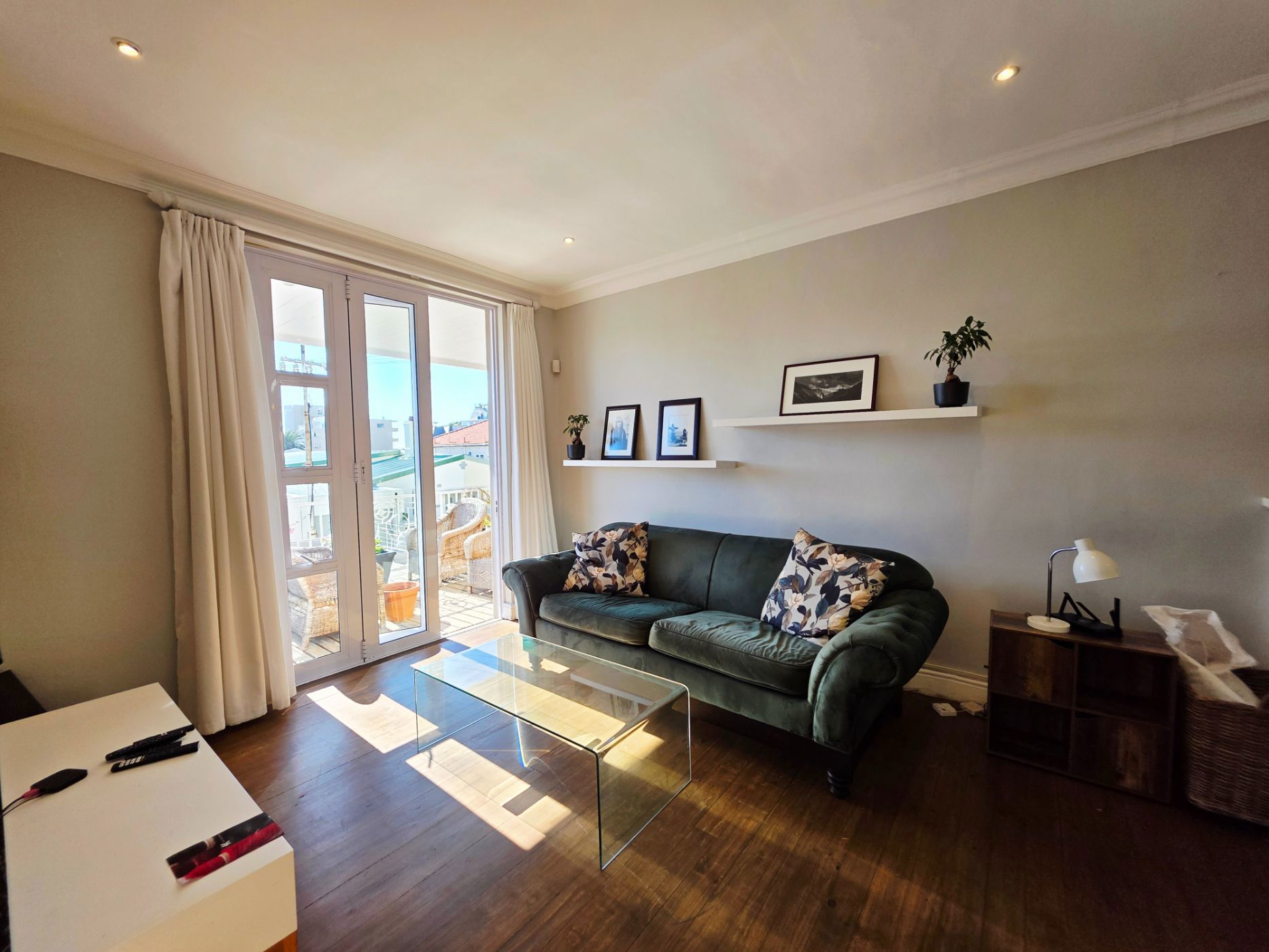 3 bedroom townhouse to rent in Green Point (Cape Town)
