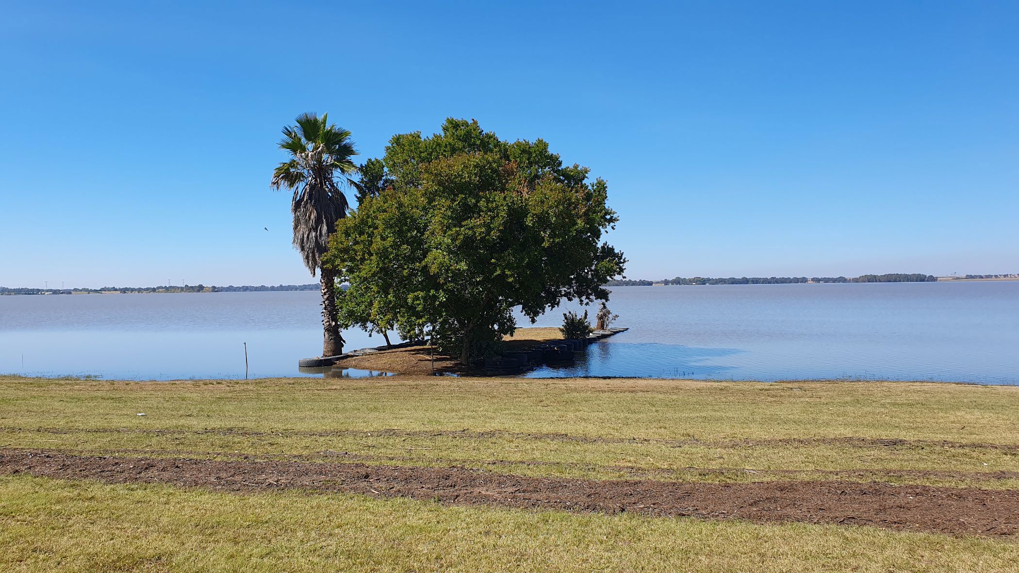 13764 m&sup2; smallholding for sale in Vaal Dam (Free State)