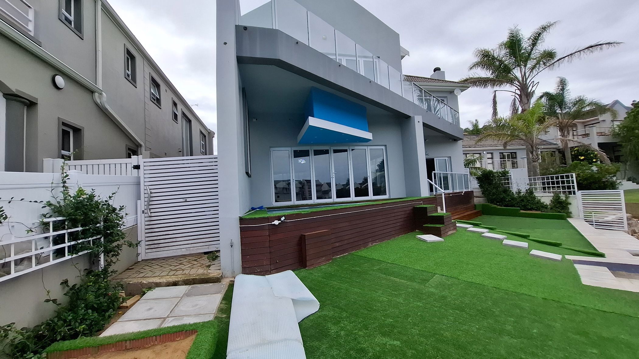 4 bedroom house to rent in Royal Alfred Marina