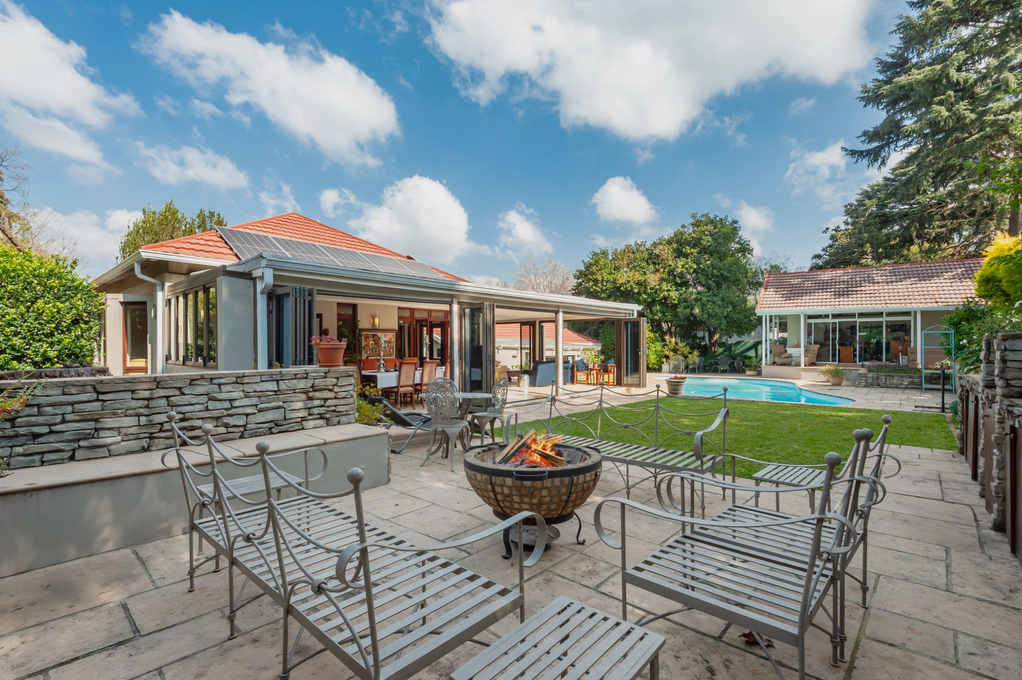 5 bedroom house for sale in Parktown North