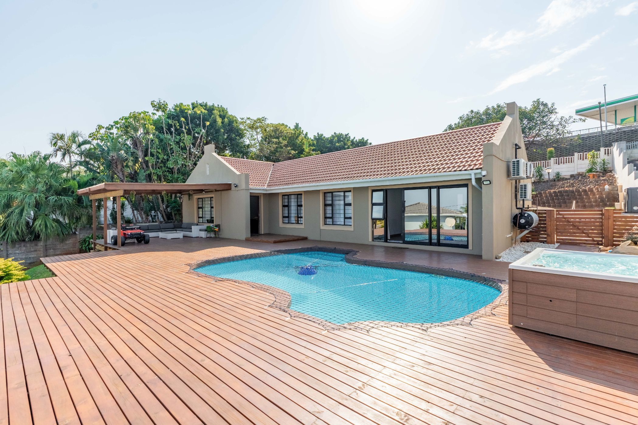 3 bedroom single-storey house for sale in Glen Anil