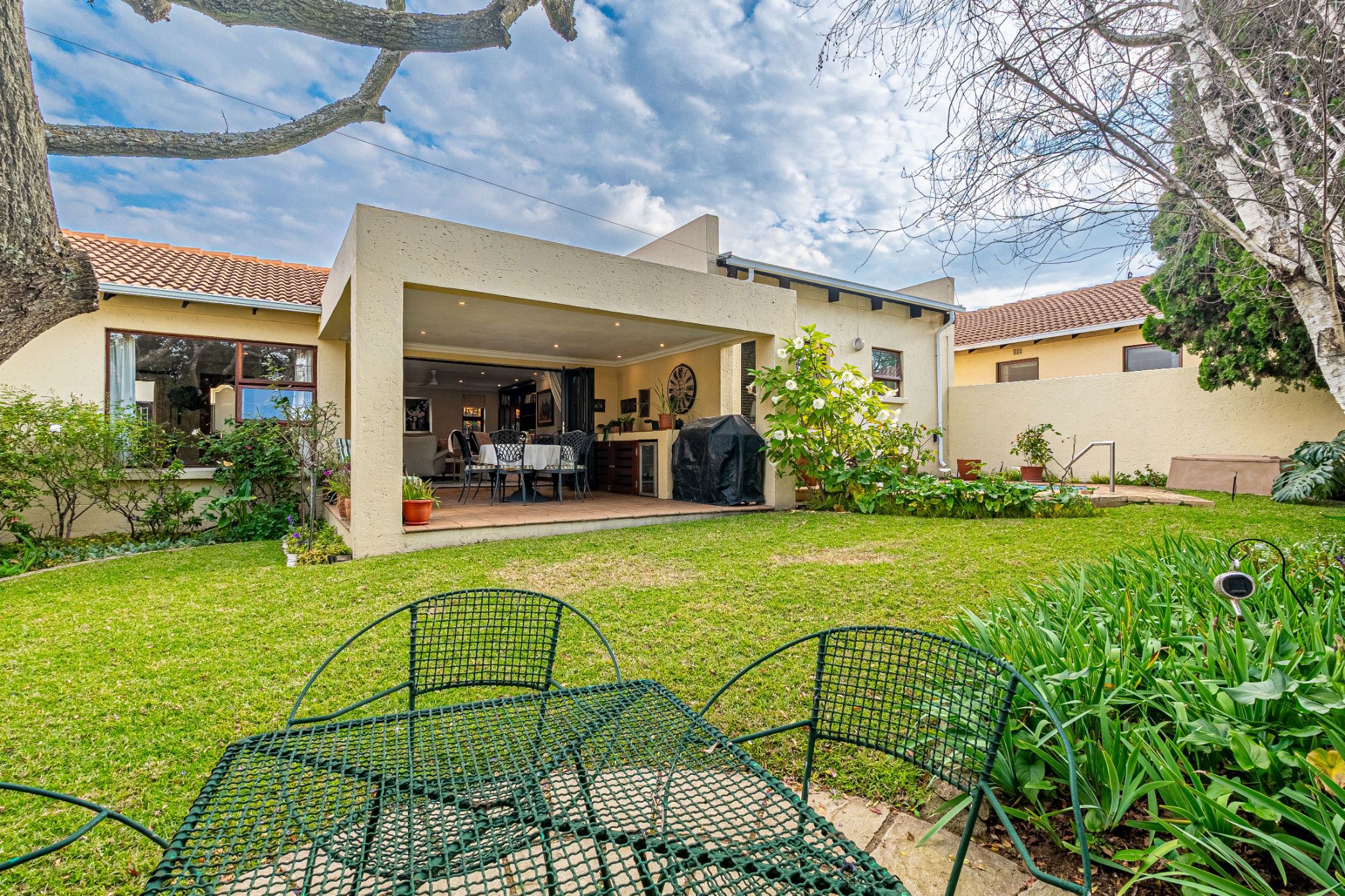 2 bedroom house for sale in Blairgowrie
