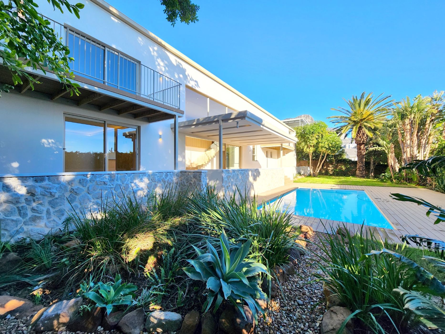 5 bedroom house for sale in Camps Bay
