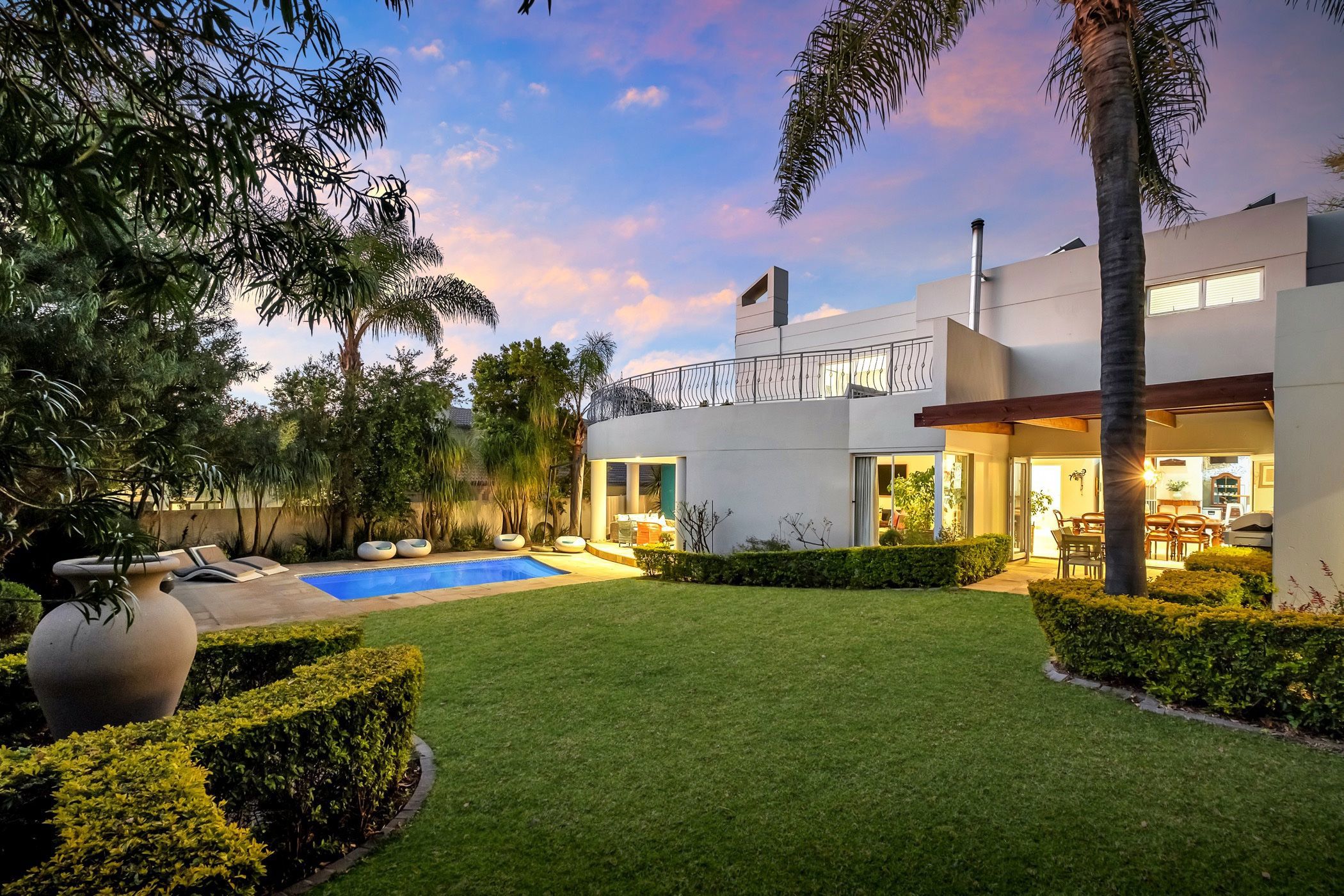 6 bedroom house for sale in Dainfern Golf Estate