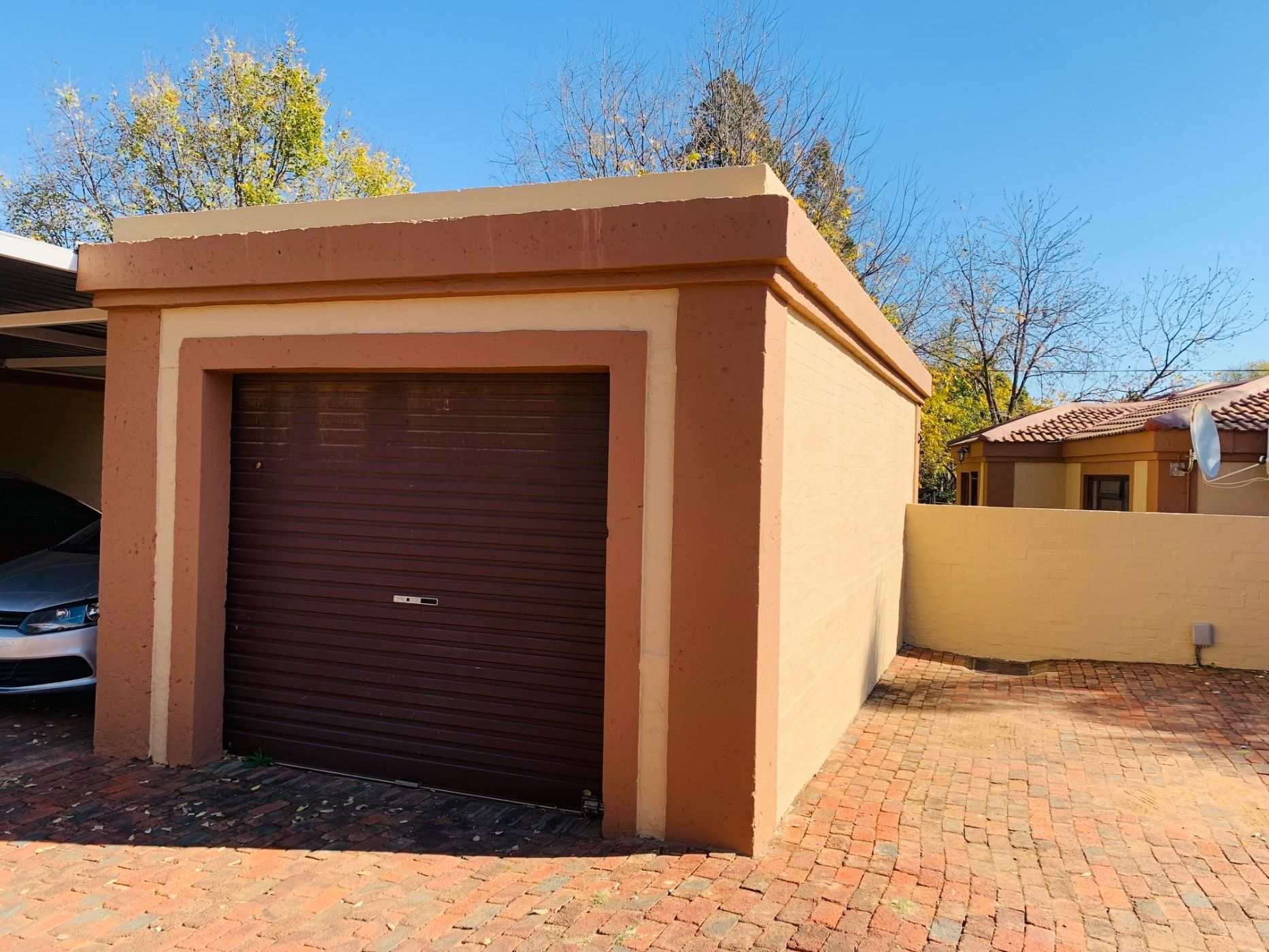 2 bedroom townhouse for sale in Langenhovenpark