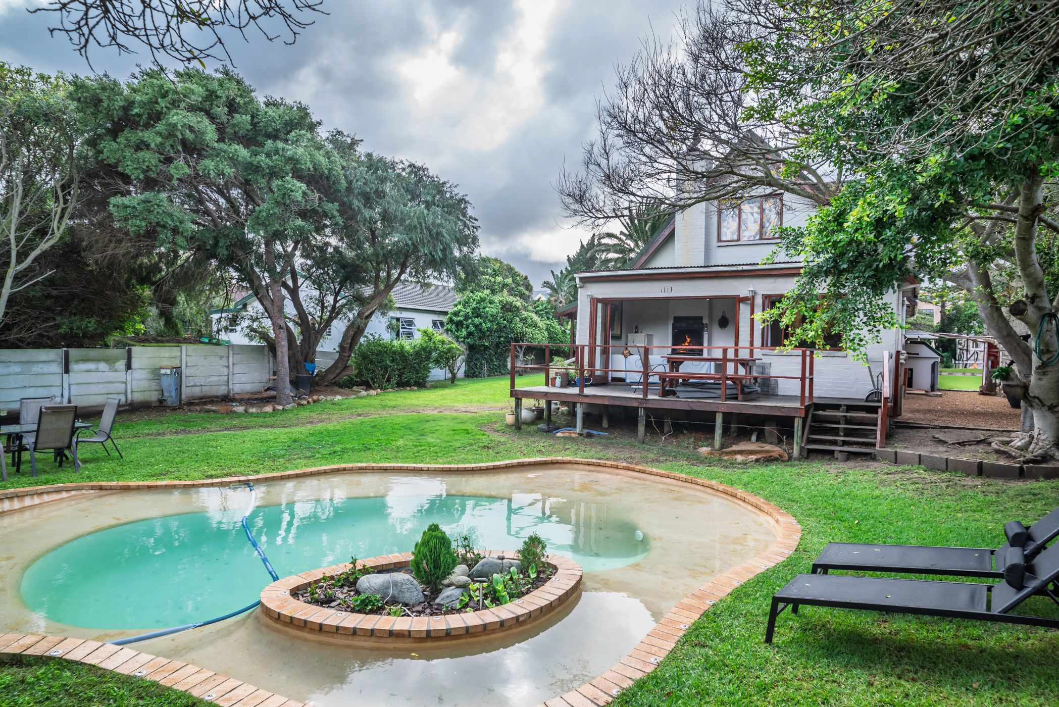 4 bedroom double-storey house for sale in Capri (Cape Town)