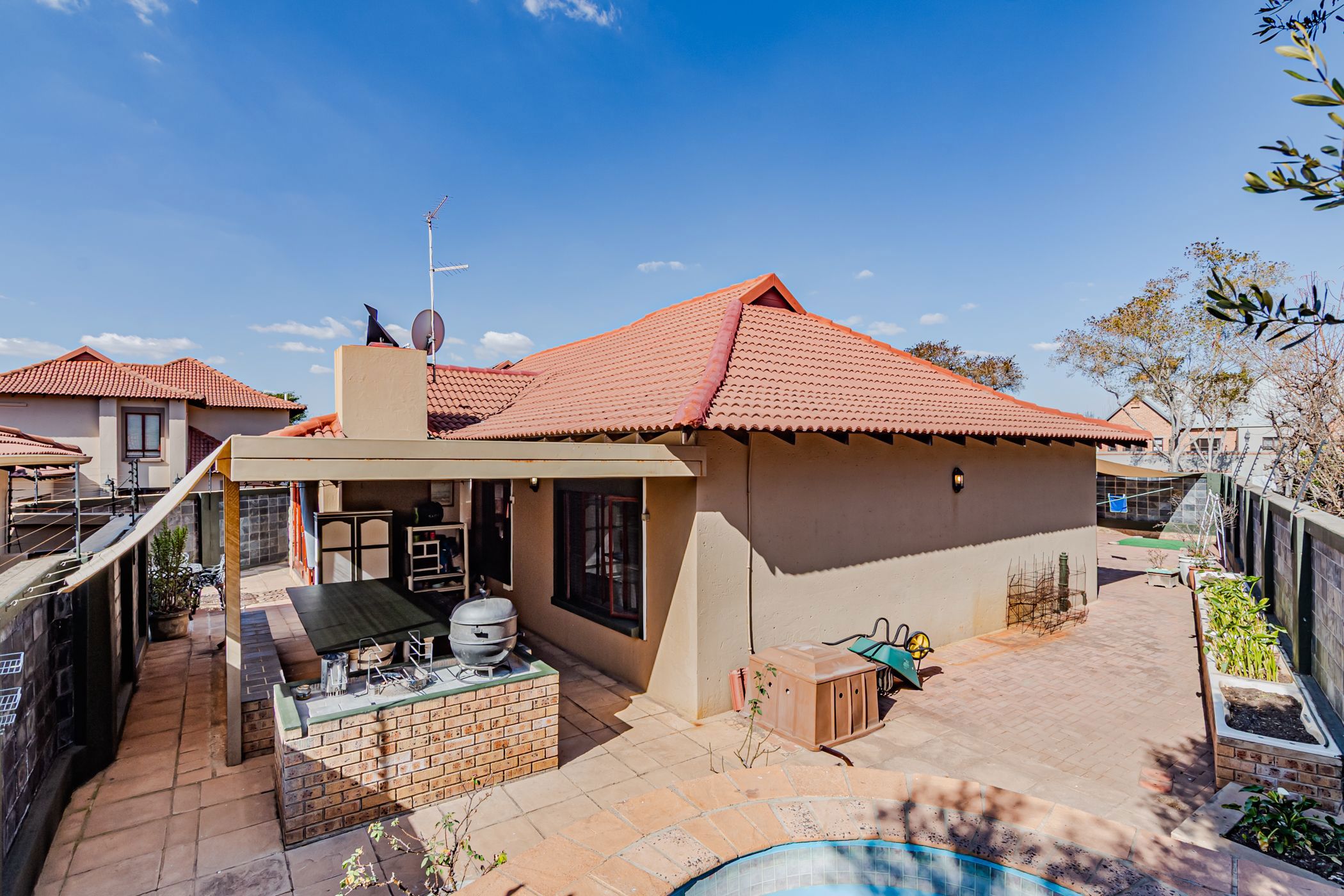 3 bedroom townhouse for sale in Six Fountains
