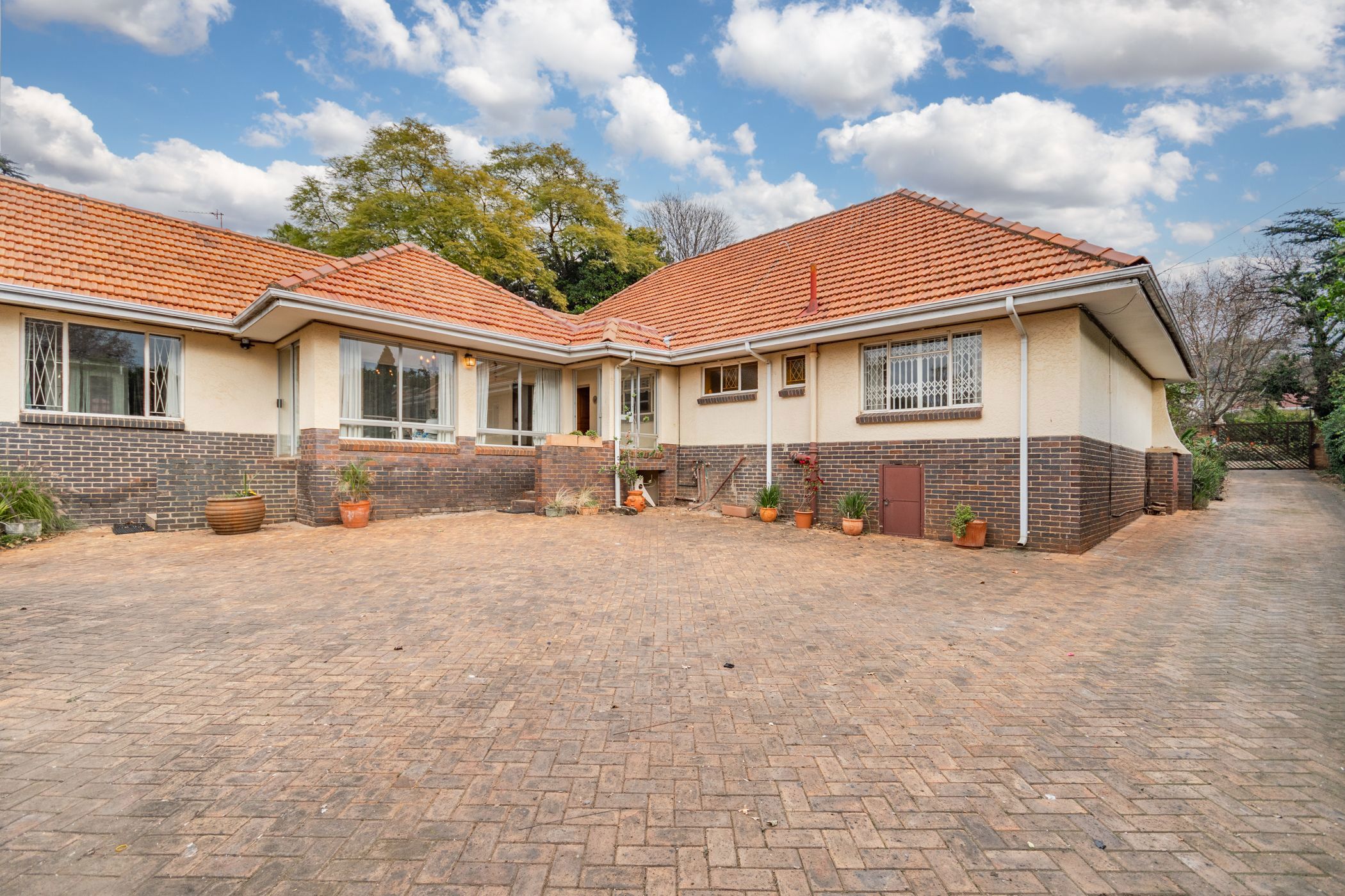 4 bedroom house for sale in Northcliff (Johannesburg)