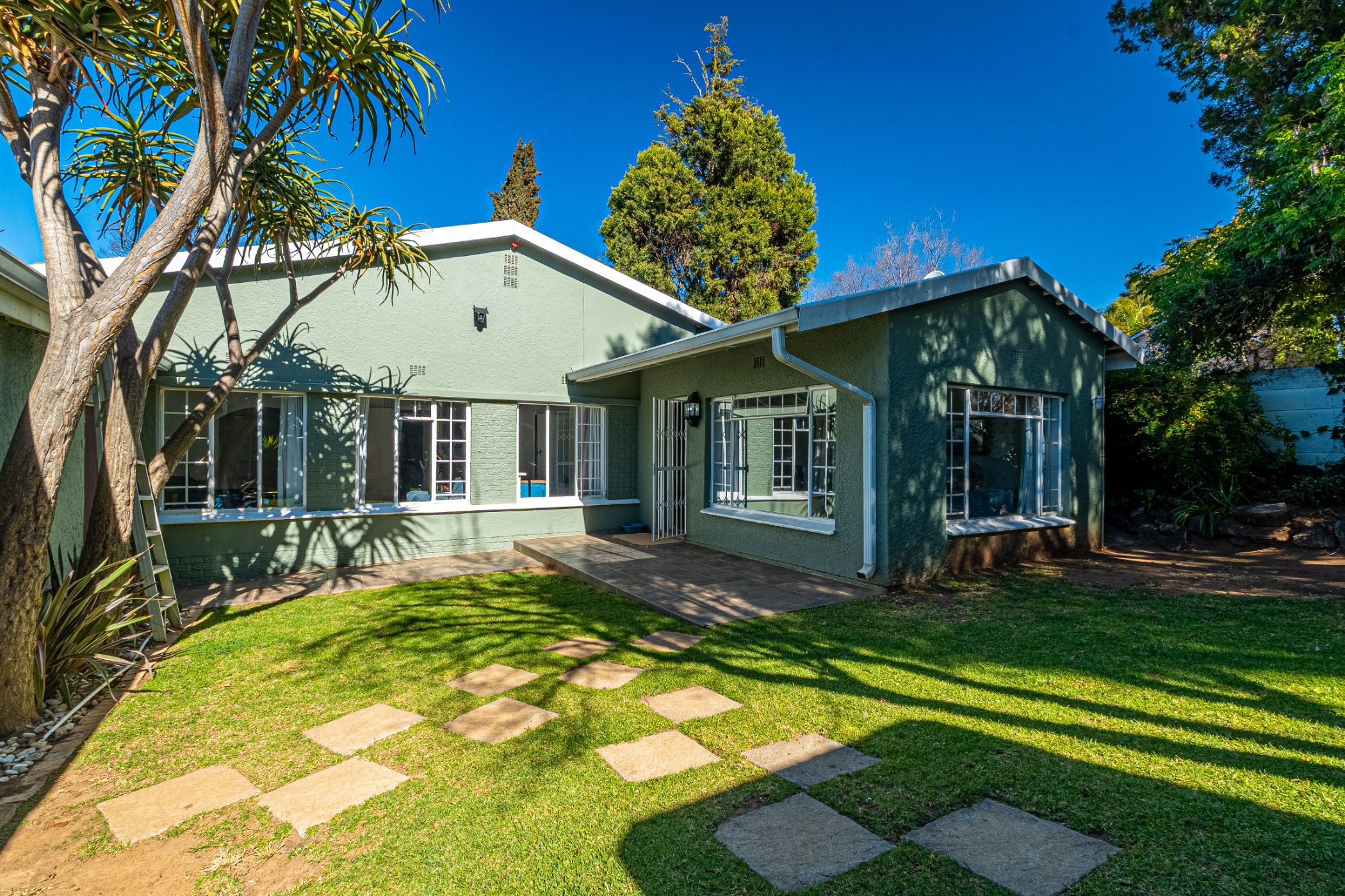 3 bedroom house for sale in Blairgowrie