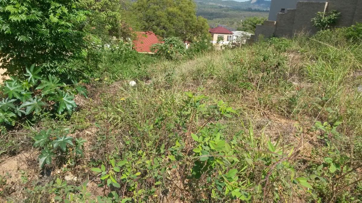 585 m&sup2; residential vacant land for sale in Stonehenge