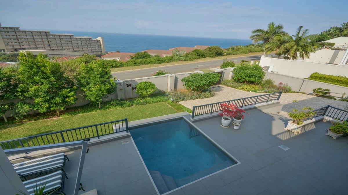 5 bedroom double-storey house for sale in Sheffield Beach
