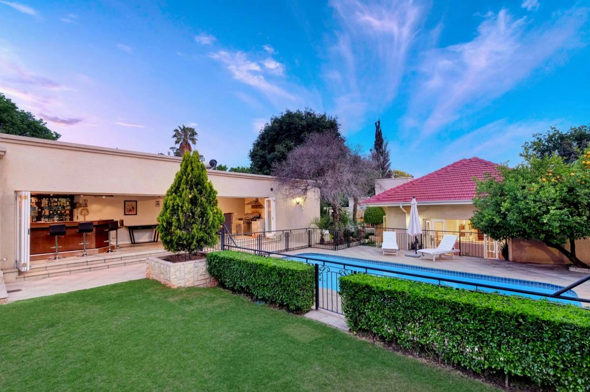 4 bedroom house for sale in Parktown North