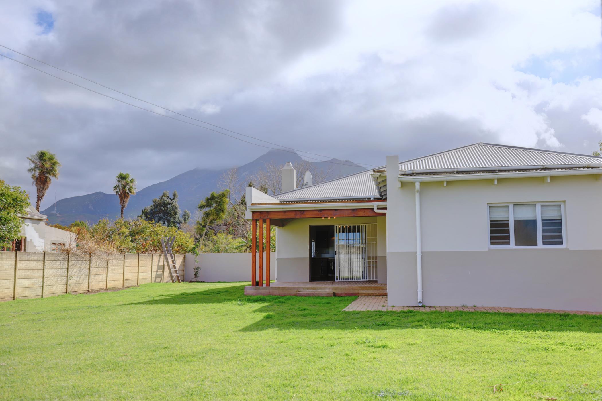 3 Bedroom House For Sale East GEO1651728 Pam Golding