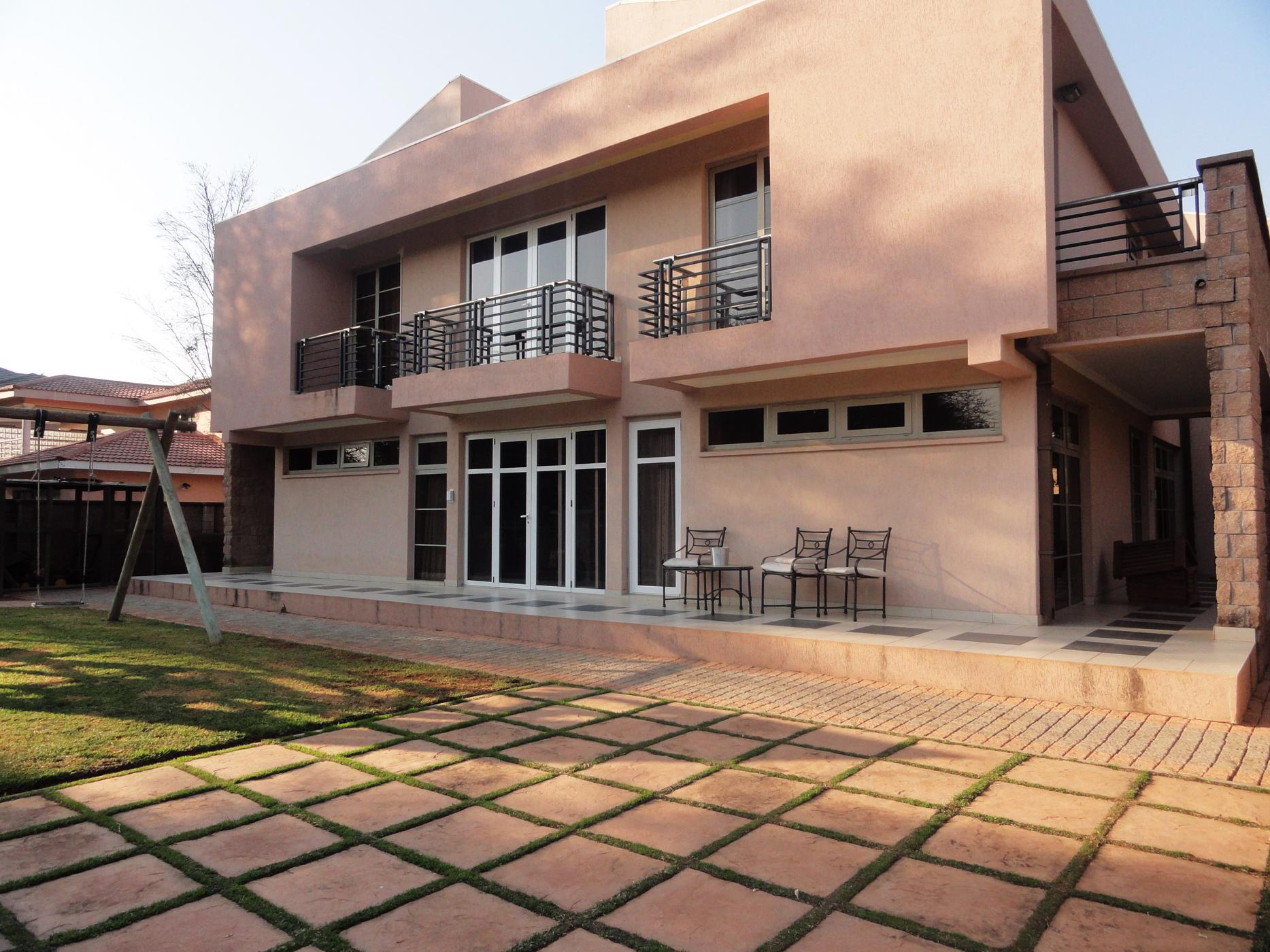 4 bedroom house to rent in Phakalane Golf Estate (Botswana)