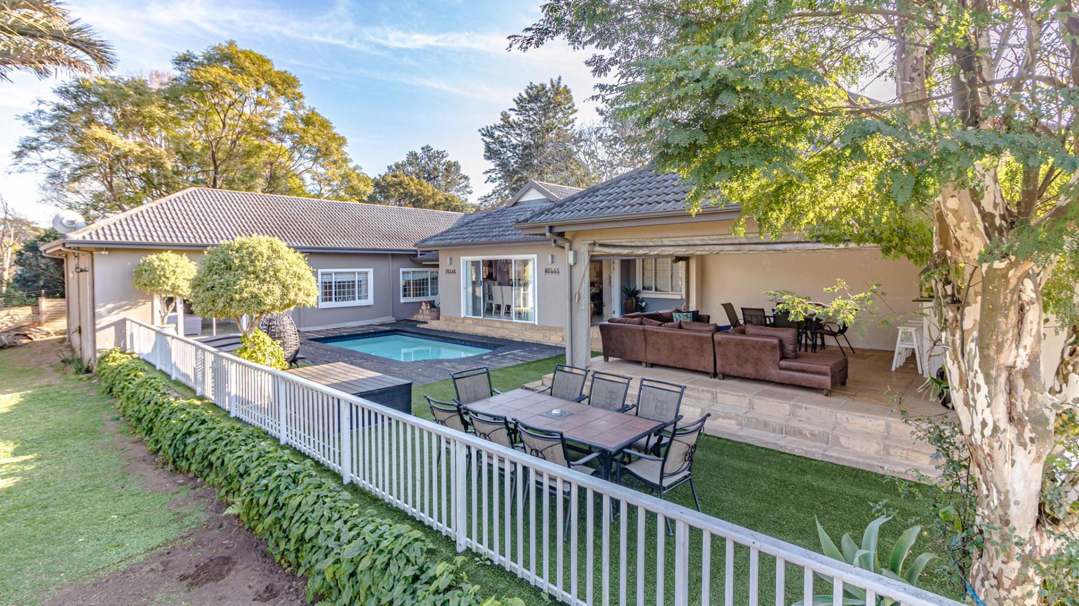 5 bedroom single-storey house for sale in Kloof