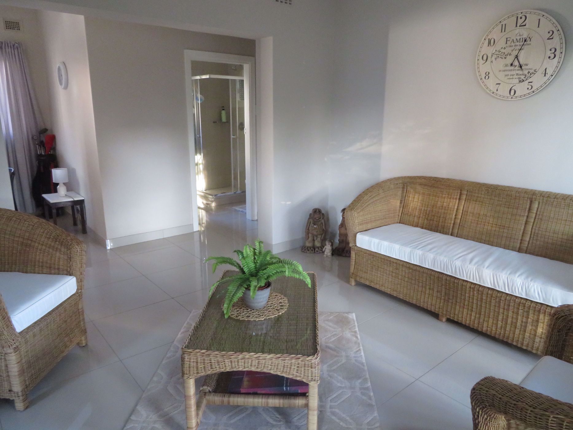 2 bedroom townhouse for sale in Waterfall (Upper Highway)