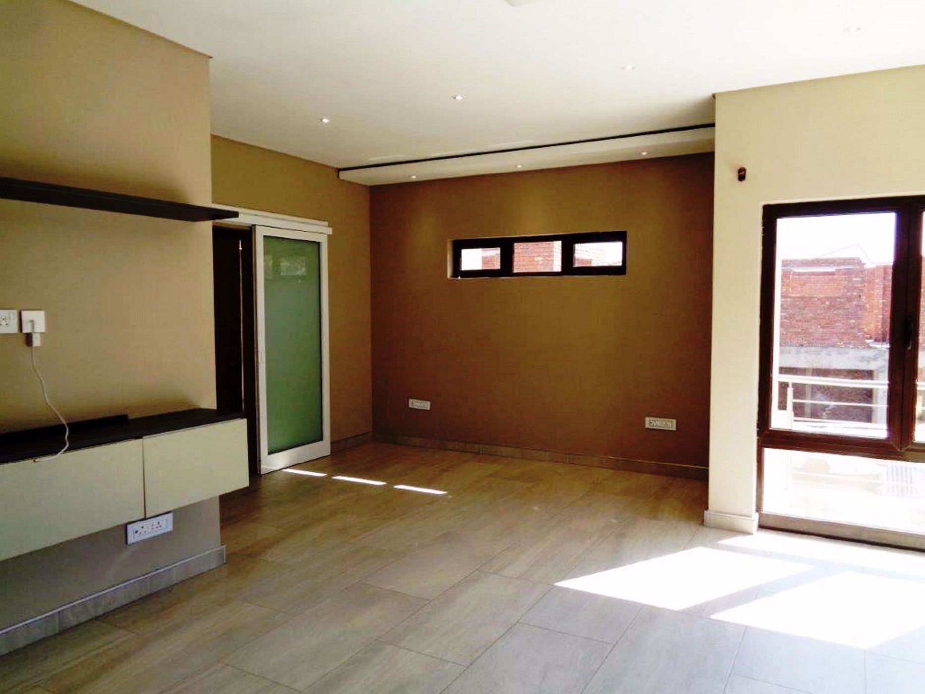 5 Bedroom House For Sale Phakalane Golf Estate (Botswana