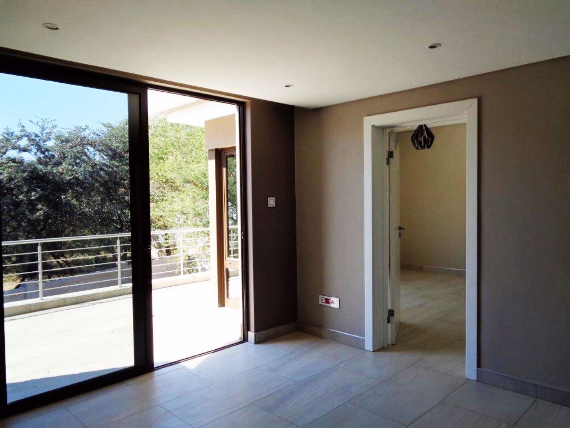 5 Bedroom House For Sale Phakalane Golf Estate (Botswana