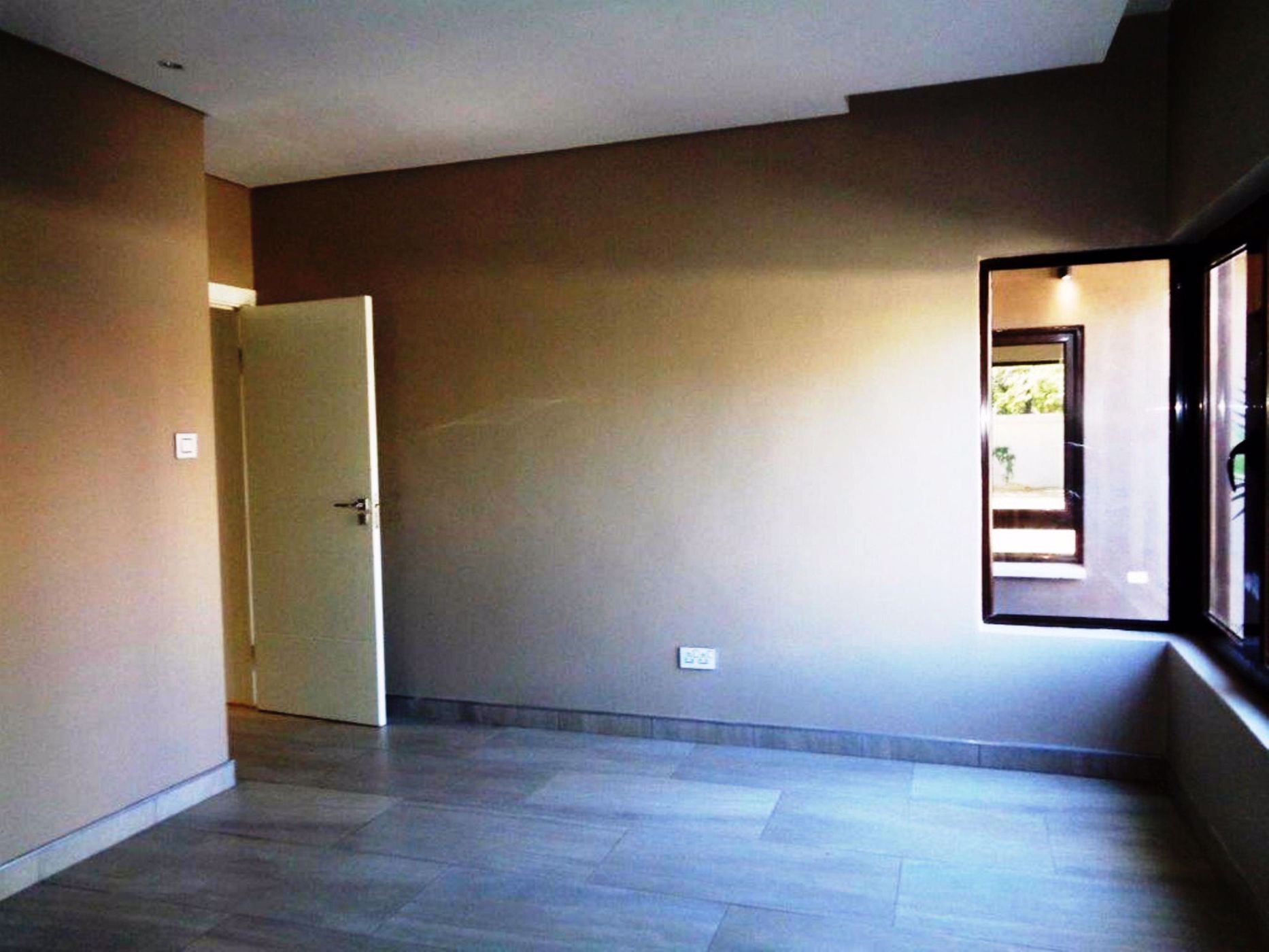 5 Bedroom House For Sale Phakalane Golf Estate (Botswana