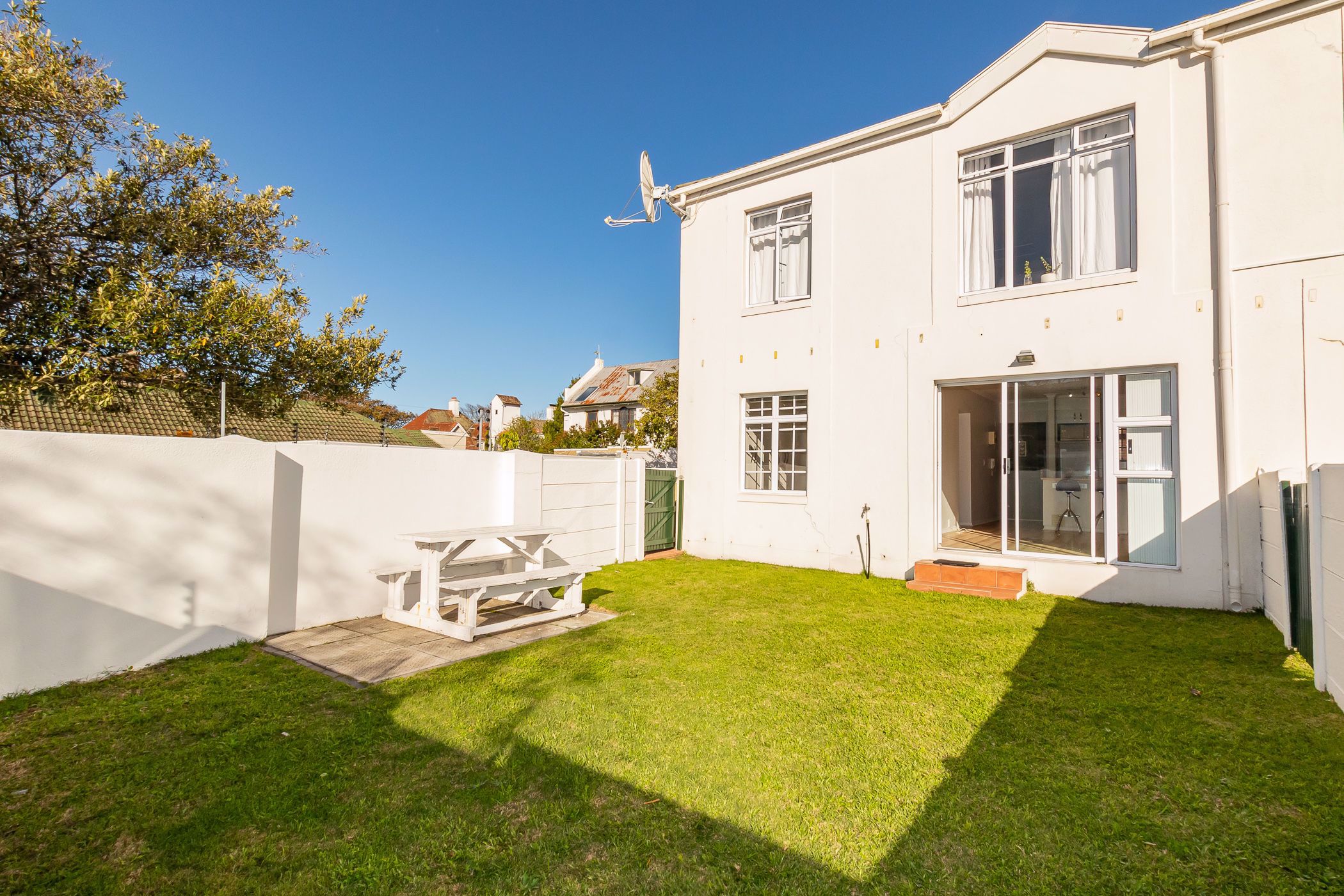 2 Bedroom Apartment For Sale Kenilworth (Cape Town) KW1656245 Pam