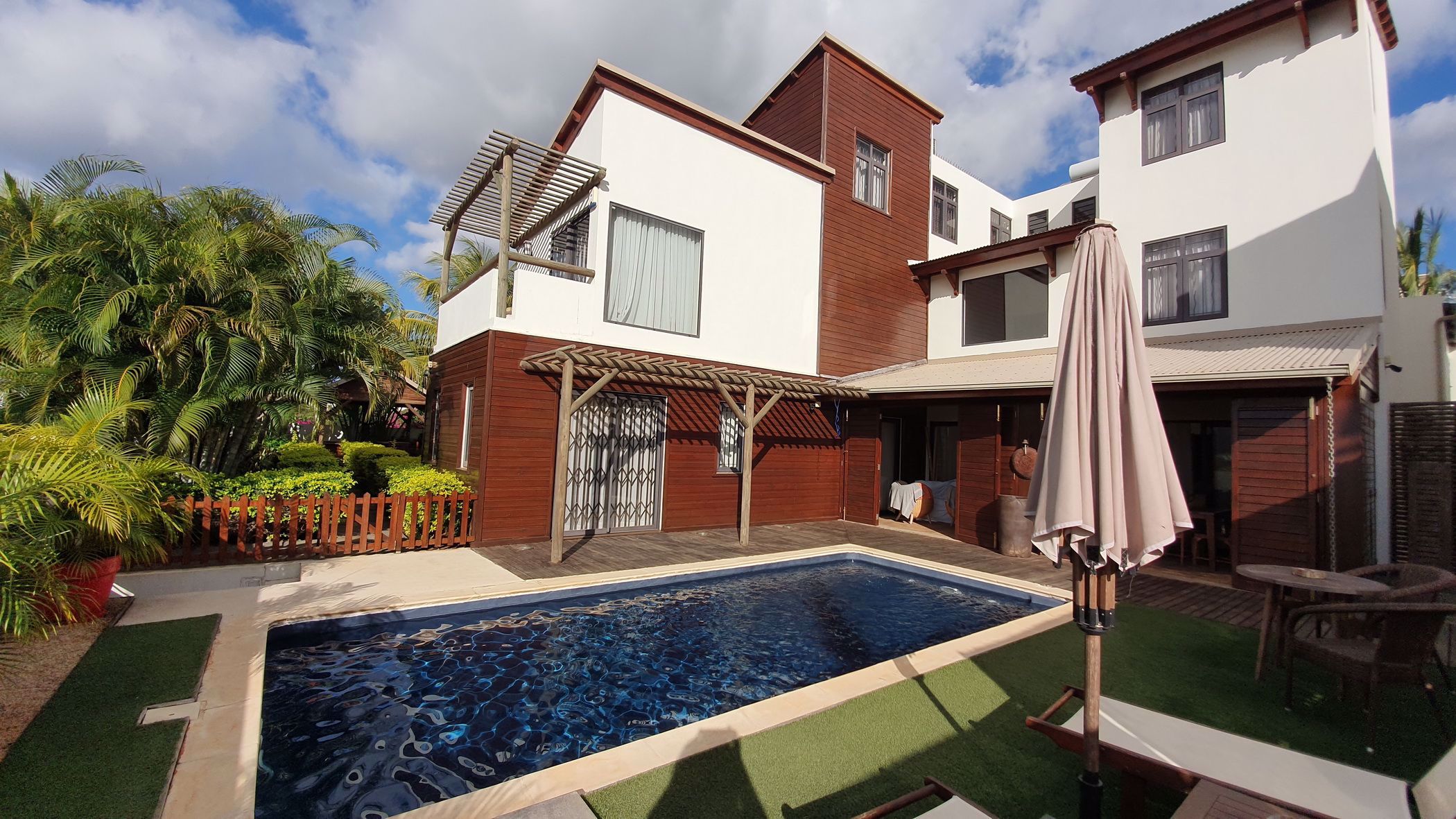 5 Bedroom House To Rent Albion (Mauritius) MUR1655744 Pam Golding